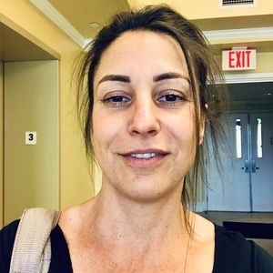 Meet your Posher, Denise